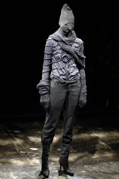 Look 3